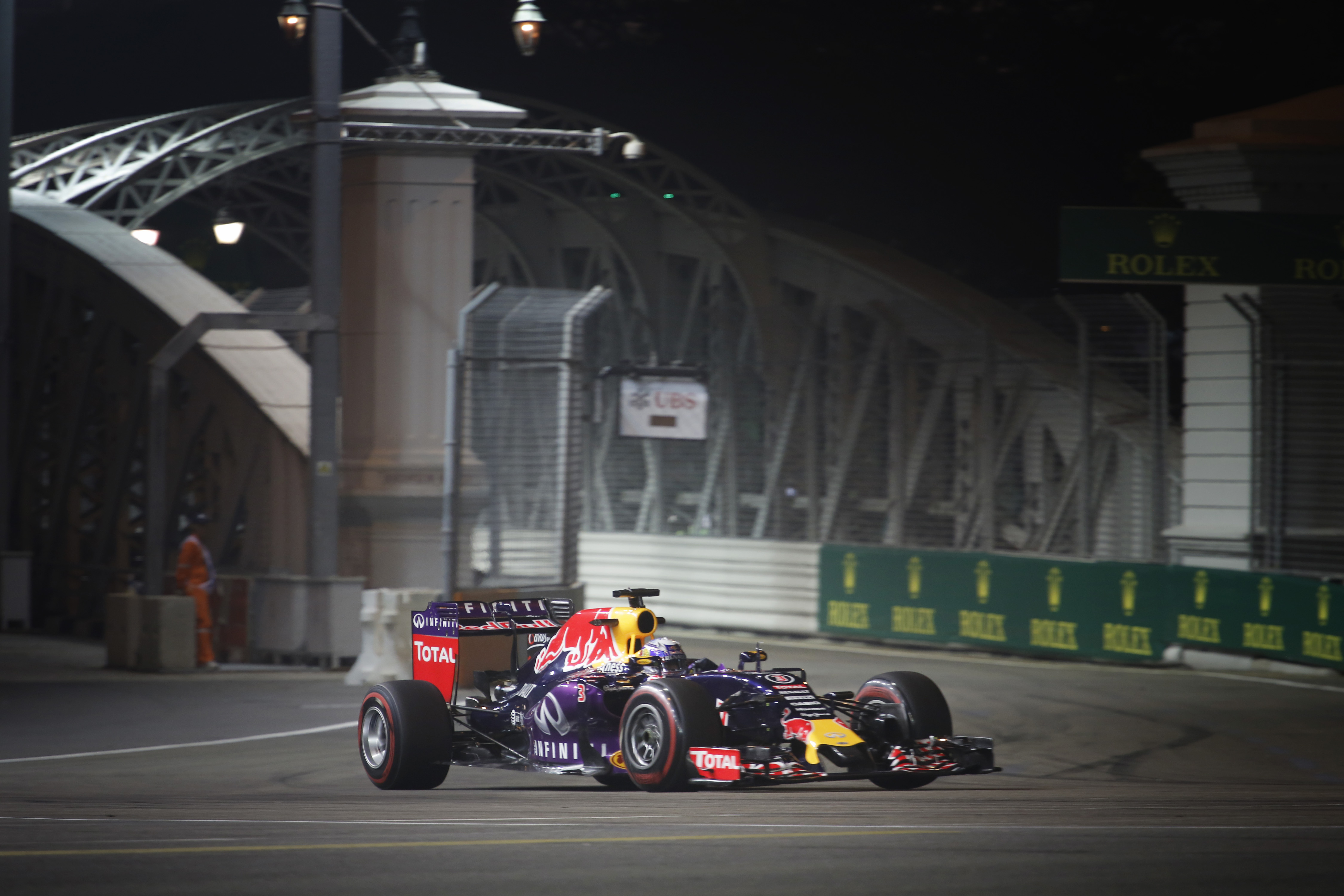 F1 - 2015 Singapore Grand Prix Gallery | Federation Internationale De L ...