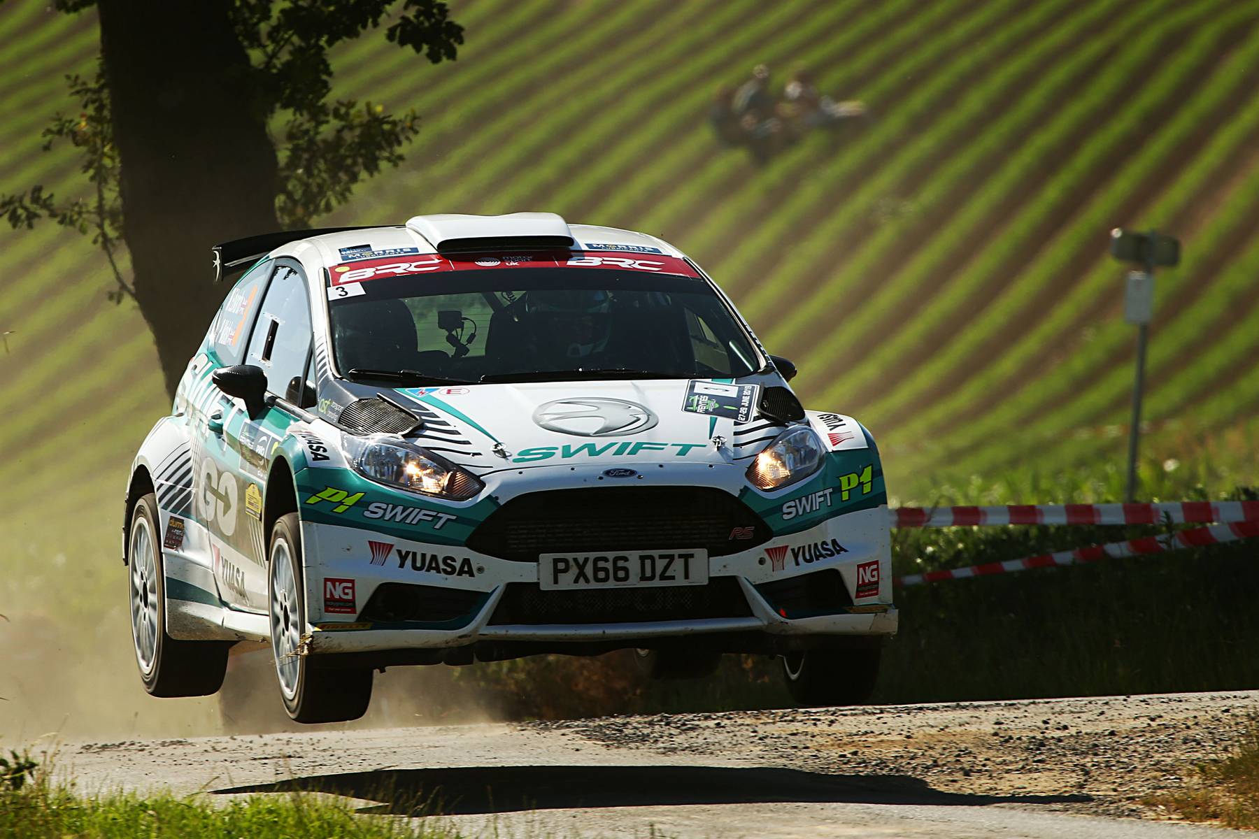 Rally перевод. Rally Trophy 2. Rally Trophy автомобили. Heinz ралли. FIA World Endurance Championship Trophy.