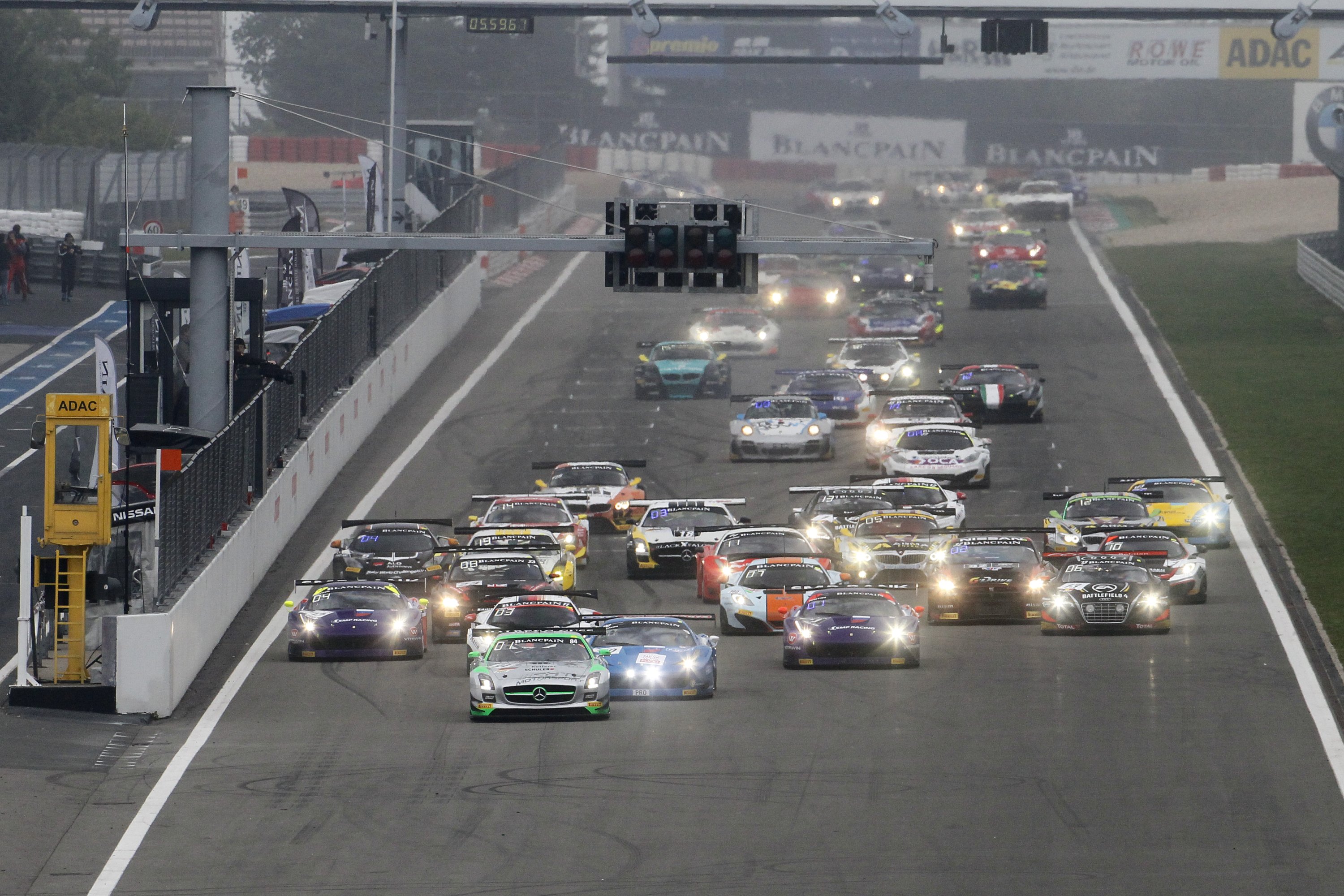 N rburgring 1000 to decide 2014 Blancpain Endurance Titles