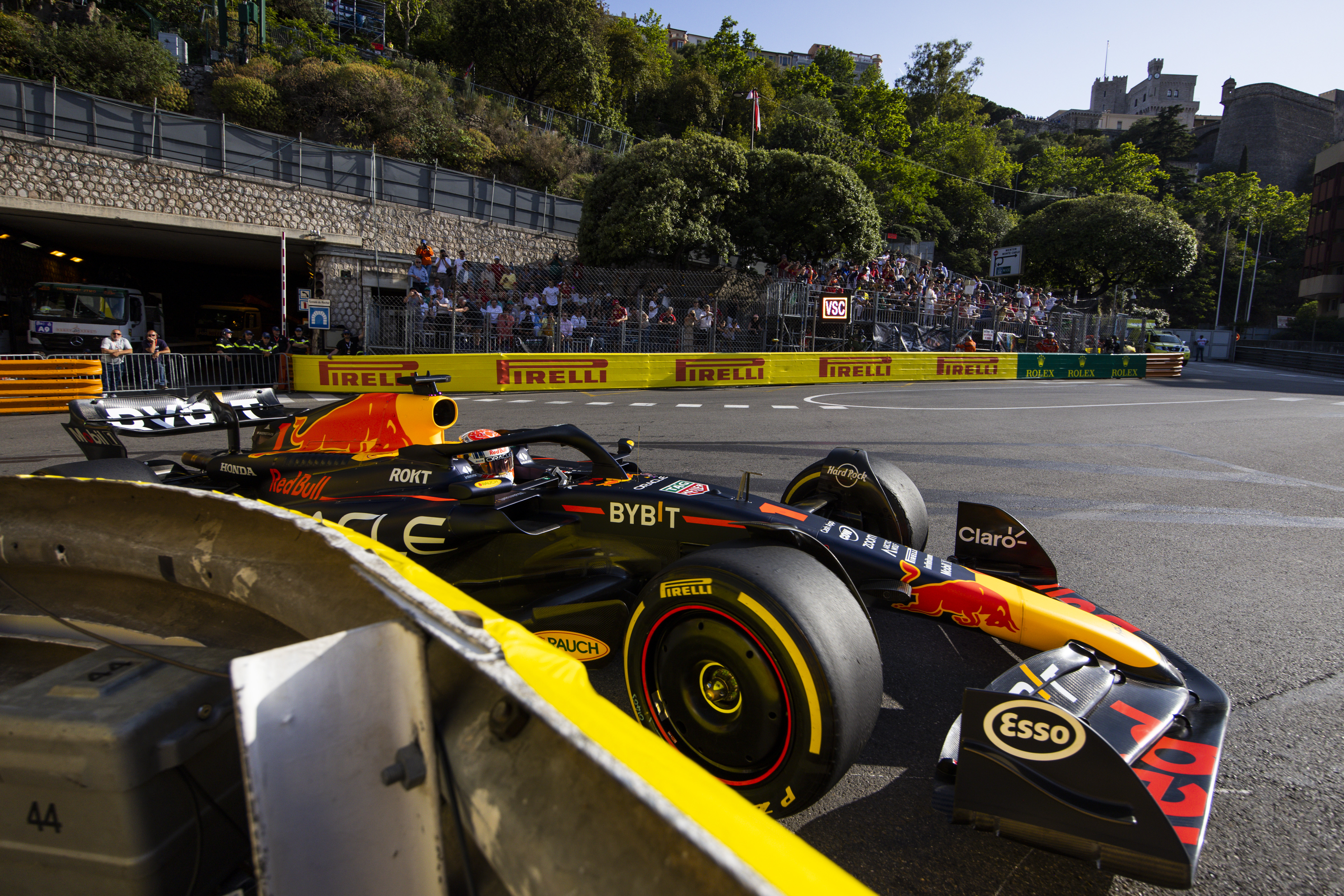 F1 Las Vegas Grand Prix full results: Max Verstappen wins despite  first-turn incident, damage, 5-second penalty