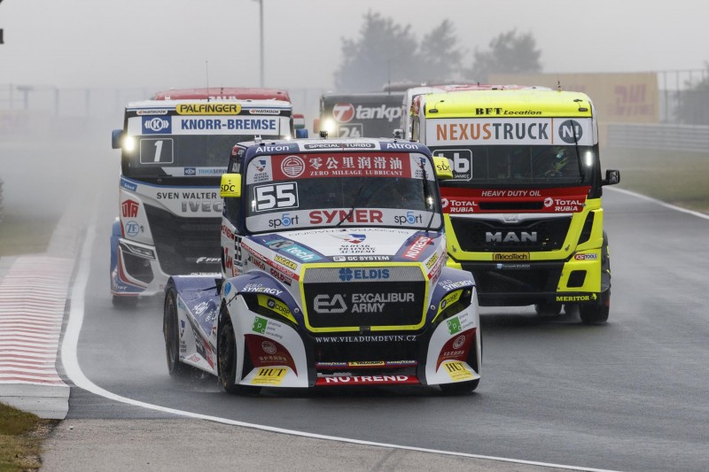 Etrc Lacko And Kiss Victorious In Hungary On Saturday Federation Internationale De L Automobile