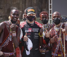 2021 WRC - Safari Rally Kenya - Sébastien Ogier and Kenyan masai (DPPI Media)