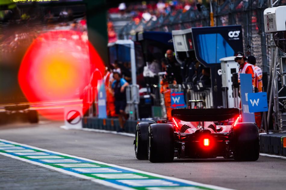 F1 - Sainz Takes Over At Top Ahead Of Leclerc As Verstappen Finishes ...