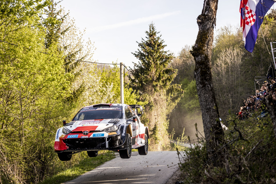 WRC - Breaking News - Evans Powers To Dominant Croatia Rally Win ...