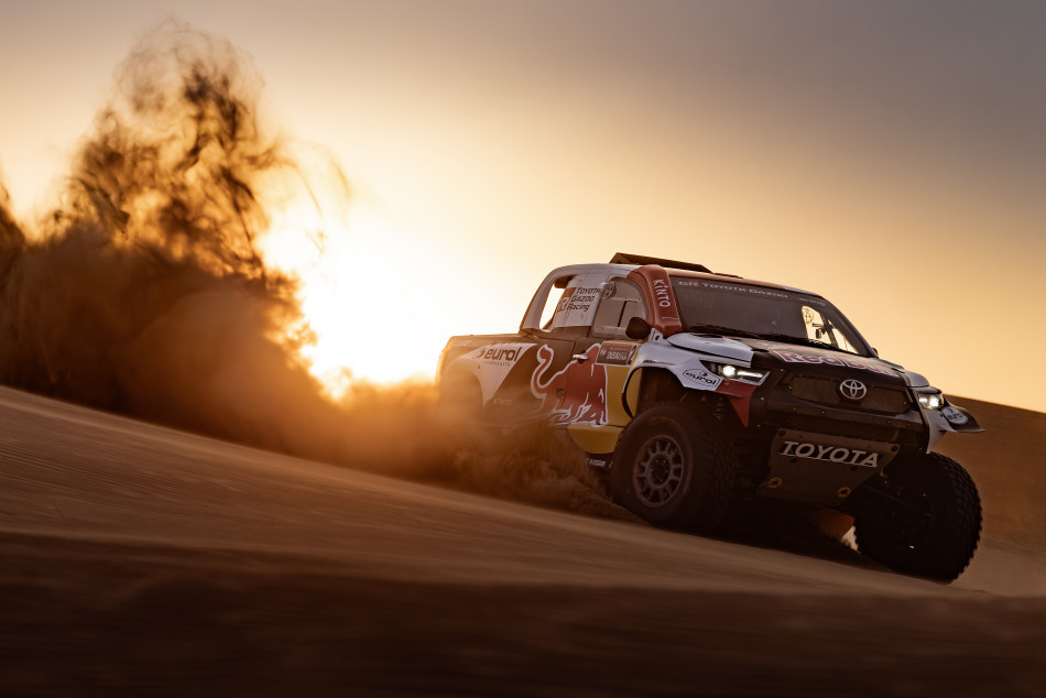 Al Attiyah and Baumel top bumper entry for Dubai International